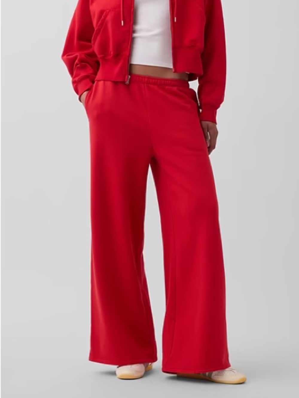 GAP VintageSoft Baggy Sweatpants - Modern Red